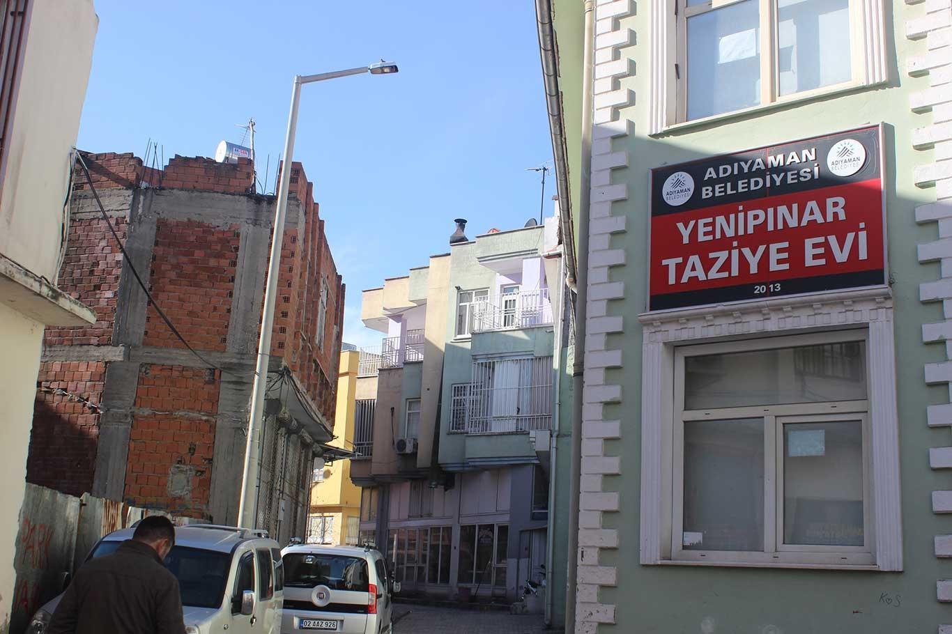 "Mahalle sakinleri yetkililerden hizmet bekliyor"